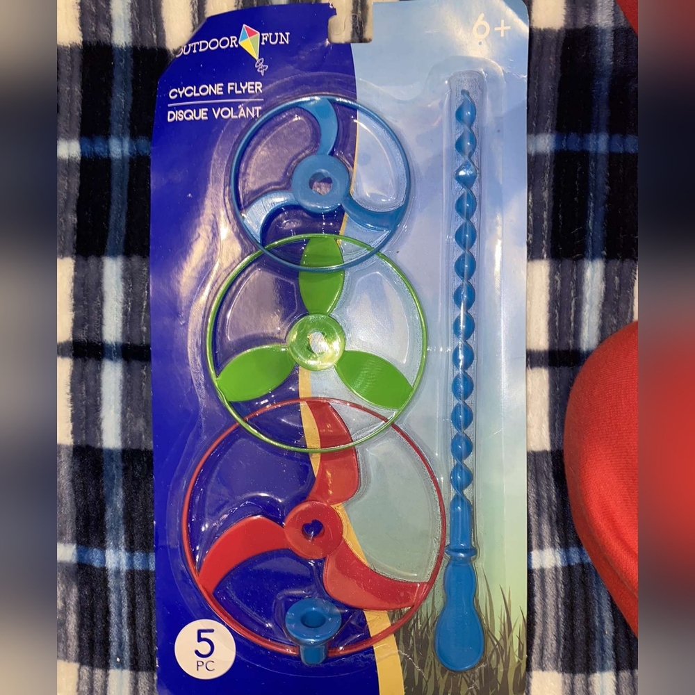 Cyclone flyer